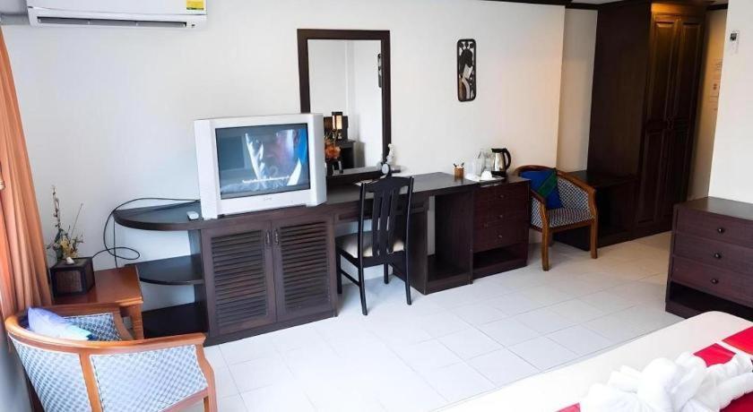 The Nice Patong Hotel Exterior foto